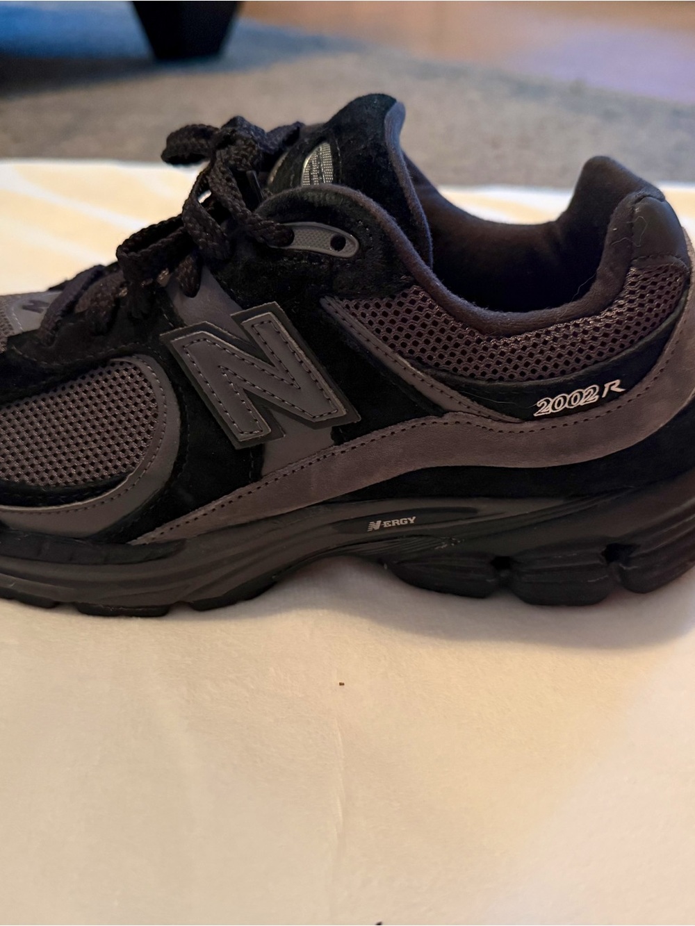 New Balance Men's Black and Gray 2002R Athletic Sneakers